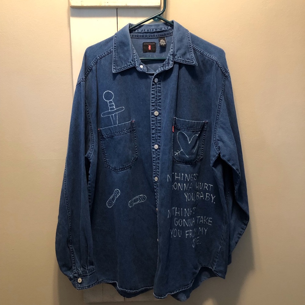 Upcycled Vintage Levi’s Red Tab Mens XL Chambray Denim Blue Jean Metal Button